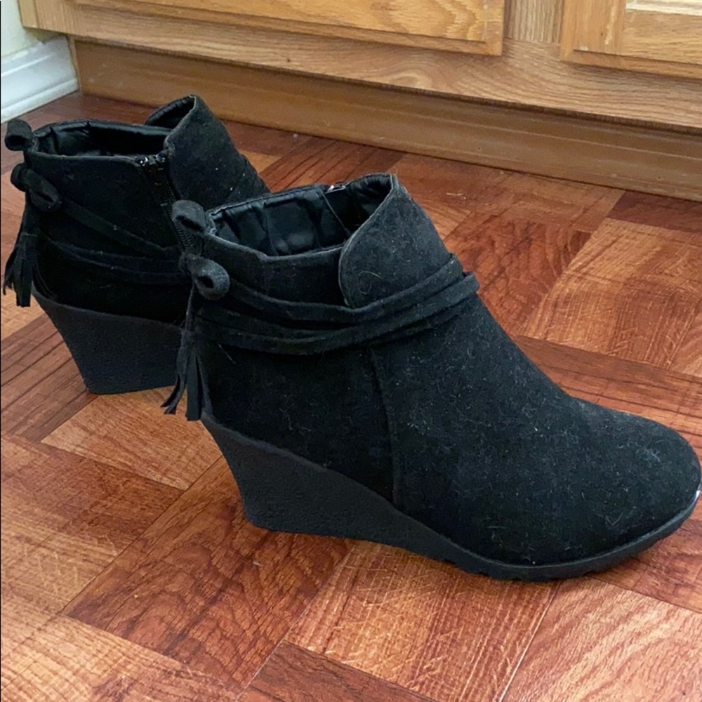 Booties - Picture 2 of 4